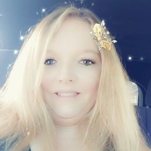 Meet your Posher, Annette